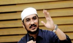 Tak paham hukum, Abraham diminta pulang kampung