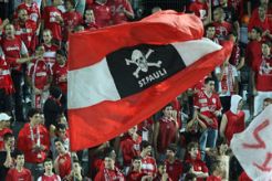 Genderang perang pasukan Israel di Madrid