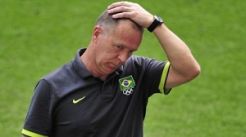 Brasil pecat Menez dari kursi pelatih
