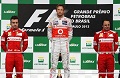 Massa menangis seperti bayi di podium