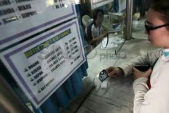 Desember, kartu Commet KRL diberhentikan