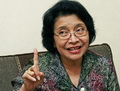 Perpisahan, Evita masak spaghetti untuk karyawan