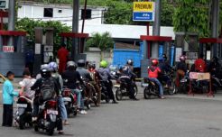 Masyarakat diminta tak borong BBM subsidi