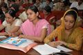 Universitas Adarsh larang mahasiswi India kenakan busana barat