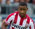 PSV ke puncak klasemen