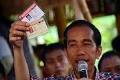 Warga keluhkan pendistribusian KJS belm merata