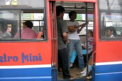 Naik kopaja, gratis naik bus Transjakarta