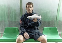 Lawan Atletico, Messi pakai sepatu spesial