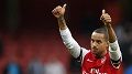 Vermaelen desak Arsenal pertahankan Walcott