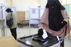 Soal konstitusi baru, suara rakyat Mesir terpecah