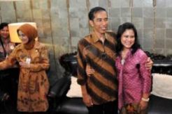 Jokowi dan istri kunjungi banjir di Bidaracina