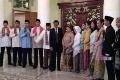 Januari 2013, PNS DKI wajib berseragam Betawi