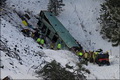 Bus tabrak pagar pembatas, 9 penumpang tewas