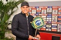 Thiago Silva raih Trofi...