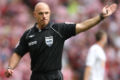 Wasit kontroversial...