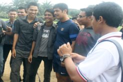Nil Maizar jadi selebriti dadakan