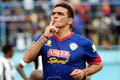 El Loco cetak hat-trick perdana