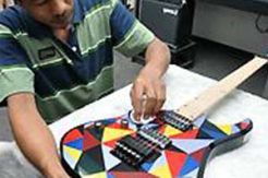 Produk gitar Indonesia kalahkan merek dunia
