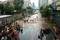 Prihatin banjir, Warga Solo galang dana