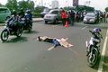Terperosok lubang, bikers terlindas bus Transjakarta