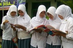 Pemkot Tangerang gratiskan SPP SMA & SMK