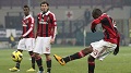 Dua jempol untuk Balotelli