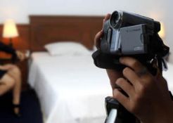 Kos-kosan hitam digerebek, 3 pasang pelajar diamankan