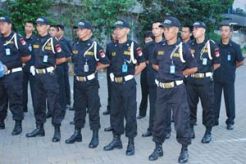 Satpam ambilalih peran Satpol PP