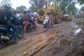 Pasca banjir, sejumlah jalan rusak