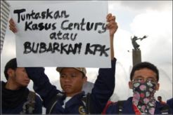 Century, KPK kembali periksa pegawai BI
