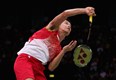 Tunggal putra dihadang tembok China