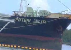 Buang 1.000 liter Solar ke laut, kapal tanker diamankan