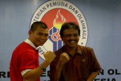 Lawan Satoshi, Chris John siap bikin bangga Indonesia