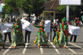 Tolak Hari Anti Tembakau, warga Jember nari Labako