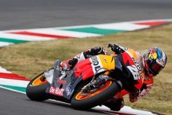 Pedrosa geser posisi Lorenzo di putaran terakhir