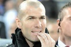 Madrid pertimbangkan Zidane jadi pelatih