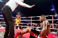 Satu pukulan Stevenson tumbangkan Dawson di ronde pertama