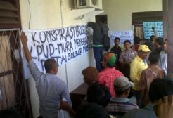 Caleg Golkar segel KPUD