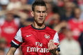 Koscielny: Saya bertahan di Arsenal