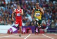 Isi waktu luang, Pistorius mulai berlatih