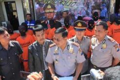 Polisi ringkus gembong...
