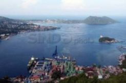 Pelabuhan Bajoe-Kolaka marak calo tiket