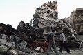 Tekan pemberontak, tentara Suriah bombardir Kota Homs