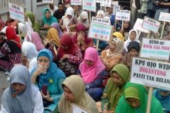 Memanas, Khofifah dan...