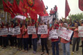 Tuntut THR, buruh PT Wingoh Albindo demo