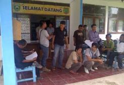 Tak terima THR, pekerja Mitra Ogan datangi Dinsosnakertrans