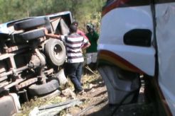 Bus masuk jurang, anak umur 4 bulan selamat