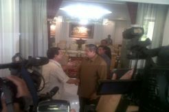 Komunikasi SBY &...