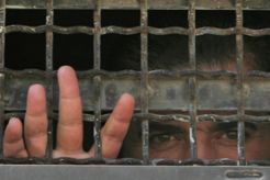 Israel akan bebaskan...
