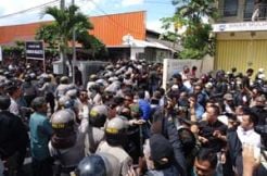 Kronologi kericuhan eksekusi swalayan di Bali